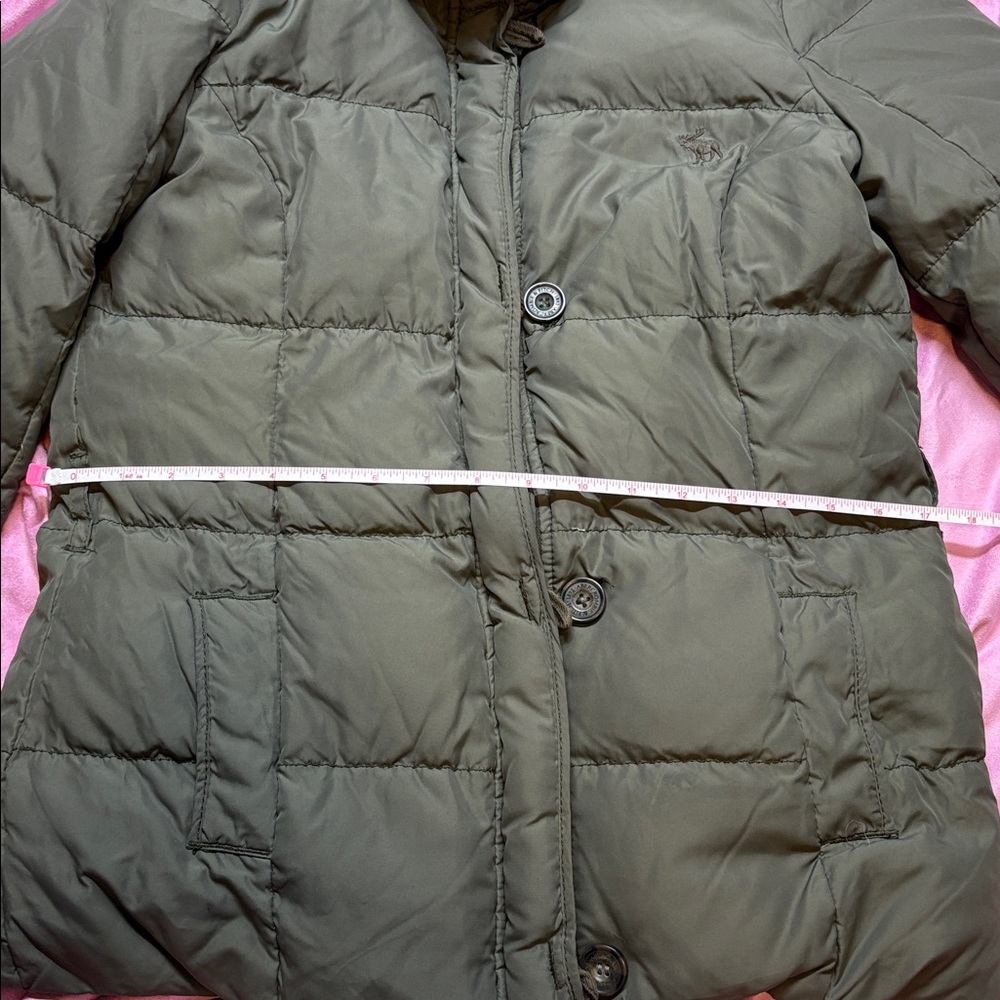 Retro A&F Olive Green Puffer w/ Plaid Flannel Lining, Detachable Faux Fur Hood - Picture 11 of 11